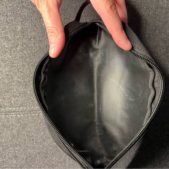 PINK by Victoria’s Secret pencil or make up case - Picture 6 of 7